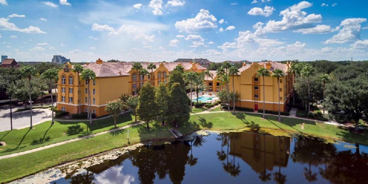 Surestay Plus By Best Western Orlando Lake Buena Vista Luaran gambar