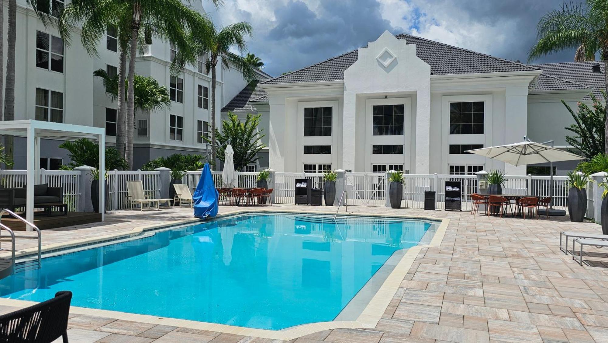 Surestay Plus By Best Western Orlando Lake Buena Vista Luaran gambar